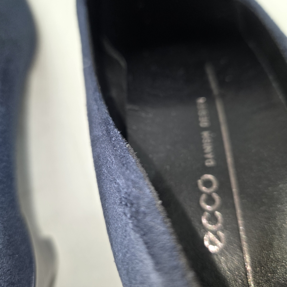 Ecco Women's Size 41 Danish Design Blue Suede Heels Pump Slip On - Picture 6 of 7